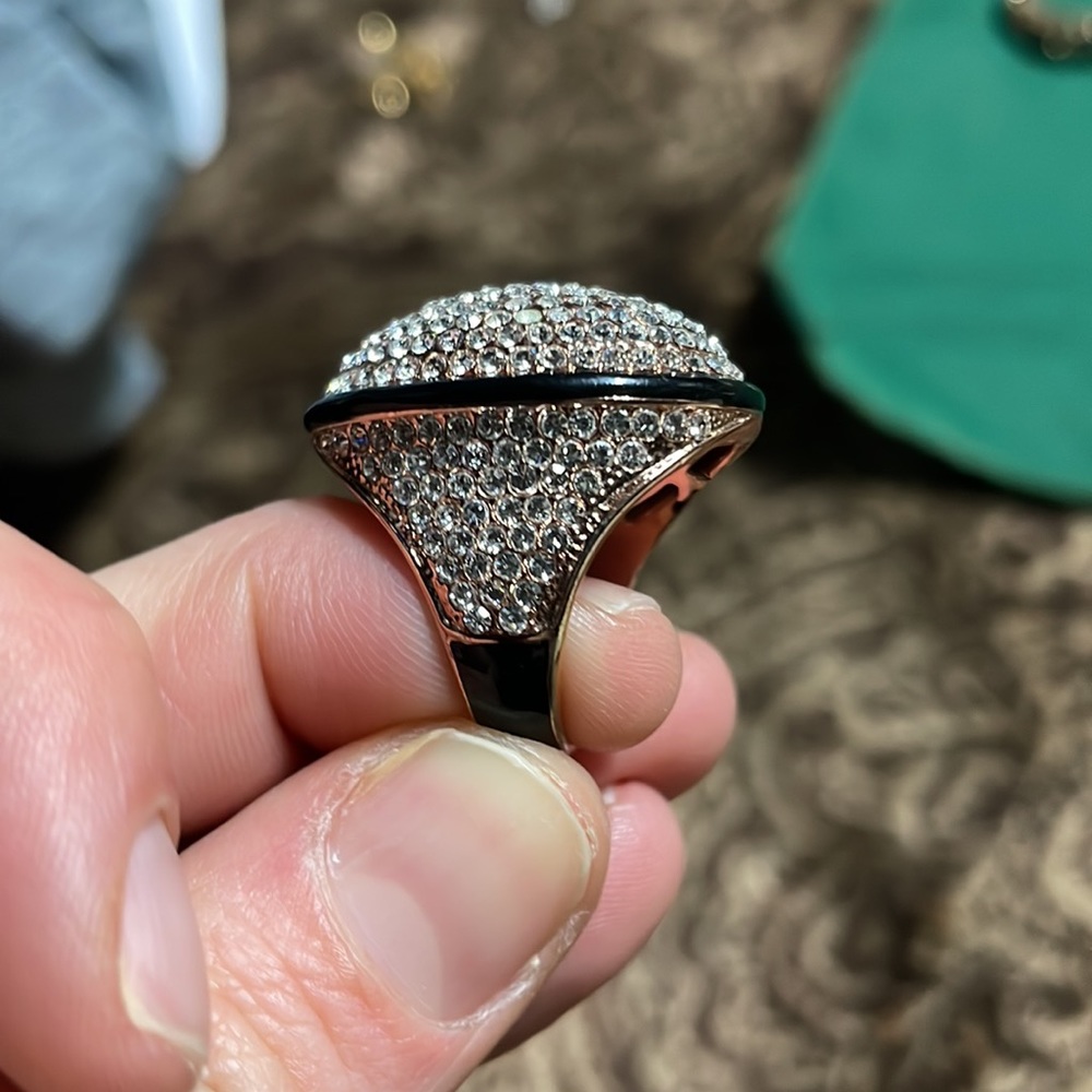 Beautiful Statement Ring - image 4